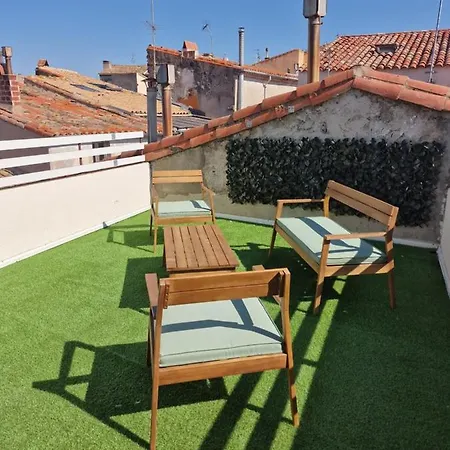 L'emeraude : Chic Et Elegant Apartment