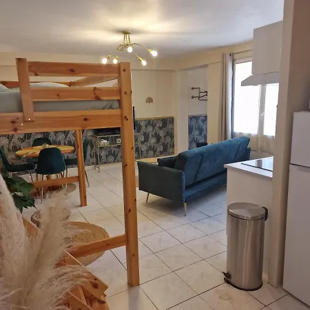 L'emeraude : Chic Et Elegant Apartmán